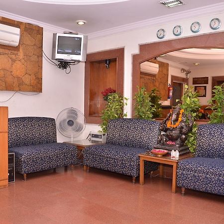 Prem Sagar Guest House Нью-Дели Экстерьер фото