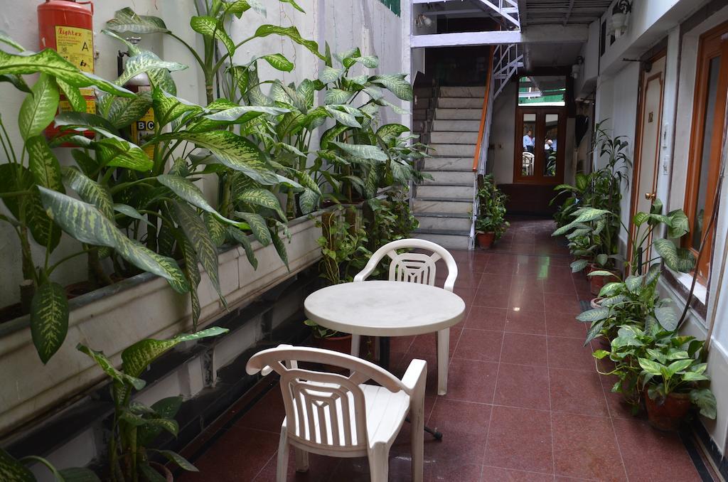 Prem Sagar Guest House Нью-Дели Экстерьер фото